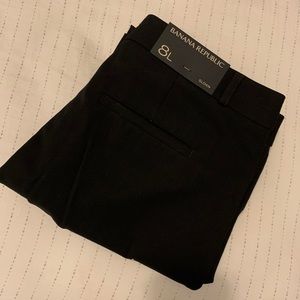 NWT! Banana republic Sloan pants. 8L. Black.